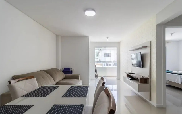 Apt w Balcony in a Privileg Location in BC Bfh0101