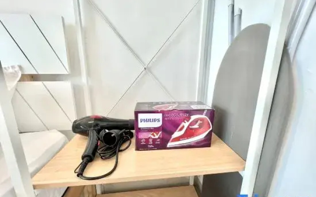 J Cozy 1-5pax Trefoil Setia Alam 100Mps Wifi & TV