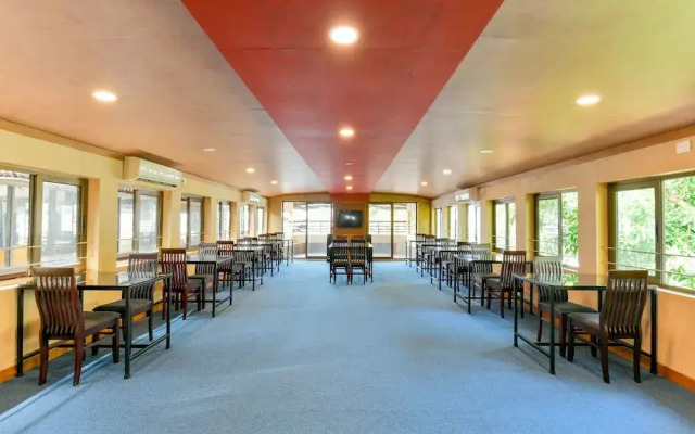 OYO 16838 Big B Houseboat 10 BHK