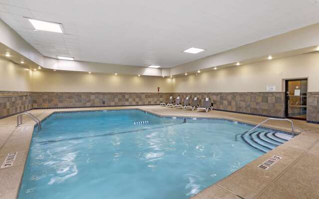 Best Western Plus The Charles Hotel