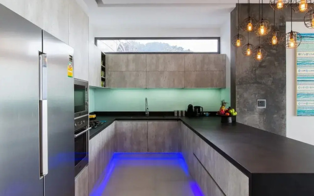 Villa Omari 5Bedroom with Pool near Kata Beach