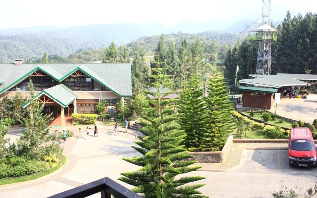 Pinegrove Mountain Lodge