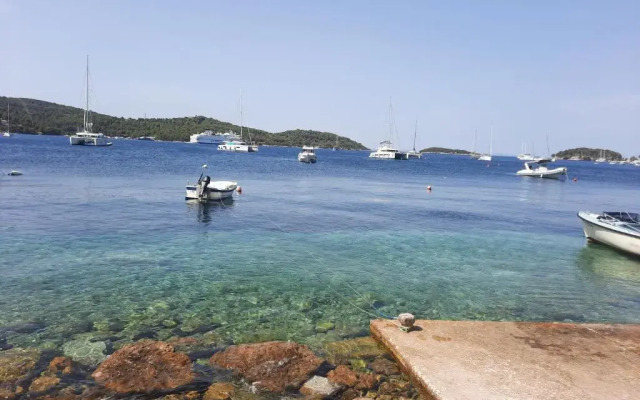 Beachfront Studio AndriNa