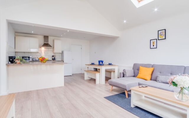 Luxury, Private, Wirral Bungalow