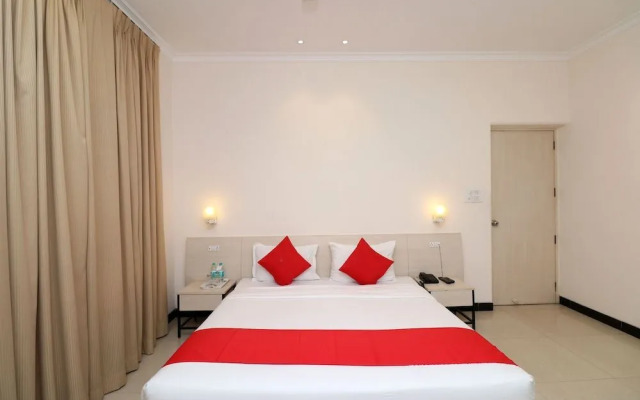 Grand Hotel by OYO Rooms