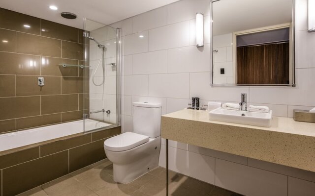 Mercure Gladstone