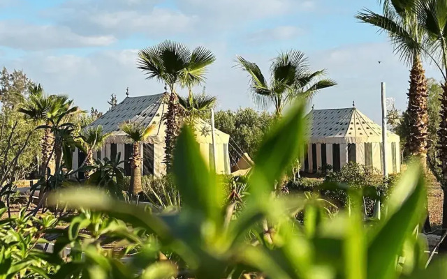 Les Jardins D'Issil Maison d'Hôtes