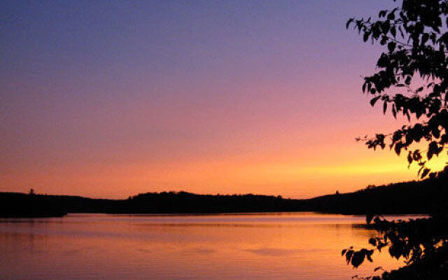 Hay Lake Lodge & Cottages