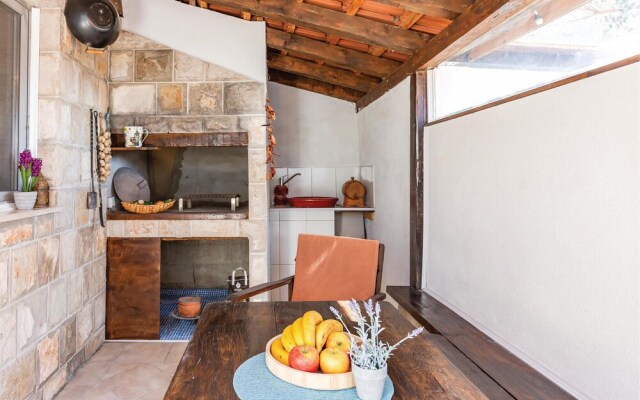 Beautiful Home in Makarska With Wifi and 1 Bedrooms