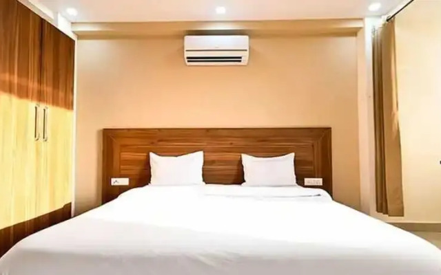 Fabhotel The Holy House
