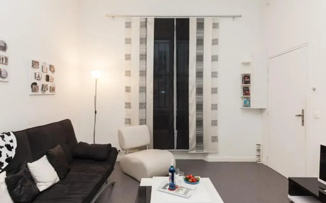 Charlie Chaplin 2 pièces 3 étoiles calme plein centre de Cannes, 5mn des plages et Palais - Apartment in 戛纳 - Photo 3
