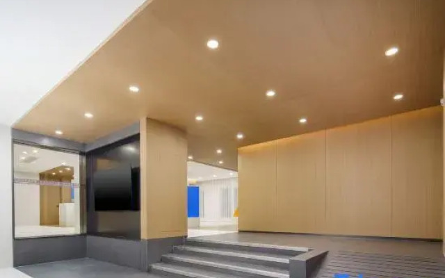 Dalian Zhongchen International Apartment