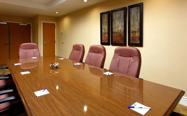 Holiday Inn Express Long Beach