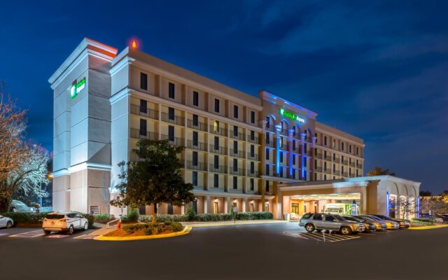 Holiday Inn Express Atlanta Airport - College Park, an IHG Hotel