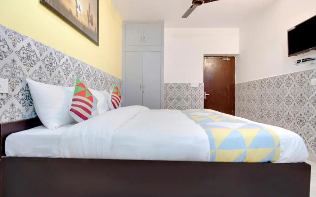 Oyo Home 78927 Elegant Studio Sarita Vihar