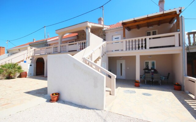 Groundfloor Apartment Rustica With 2 Bedrooms