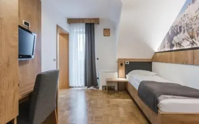 Pension Toeroek