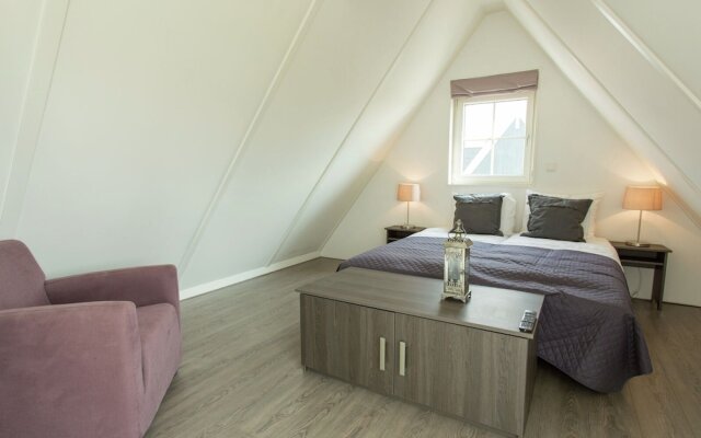 Zaanse Style Holiday Home 15 km. From Alkmaar