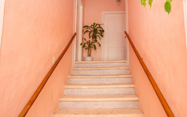 Old Palace Apartments