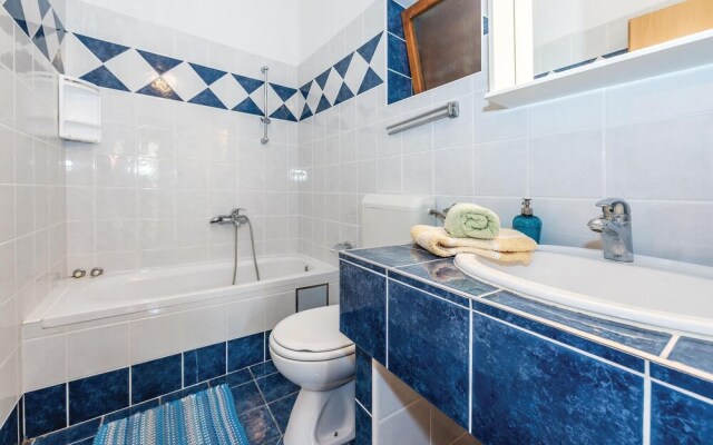 Stunning Apartment in Grebastica With 1 Bedrooms and Wifi