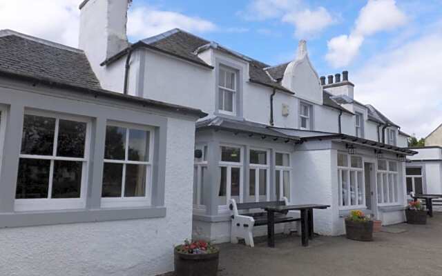 Novar Arms Hotel