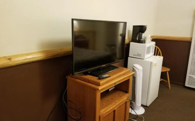 Rodeway Inn & Suites Fireside Lodge