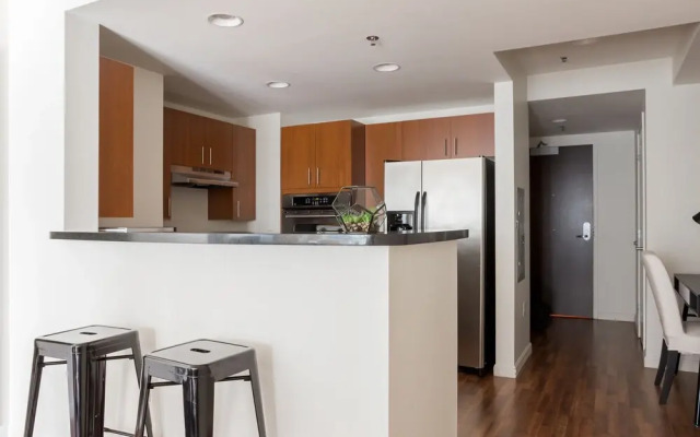 Lively Fenway Suites by Sonder