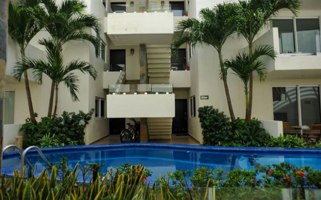 Mamitas 1102 2 Bedrooms and Terrace by RedAwning