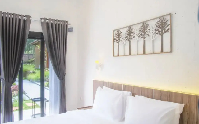 Manis Ae Cabin & Resto Bromo
