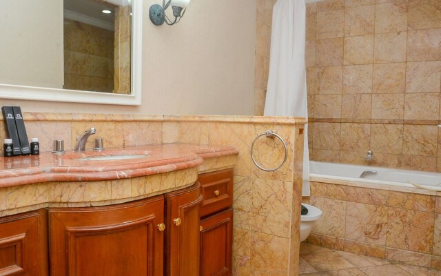 Strategic 2Br At Istana Sahid Sudirman Apartment