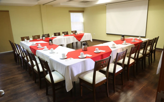 Copper Canyon Boutique Hotel