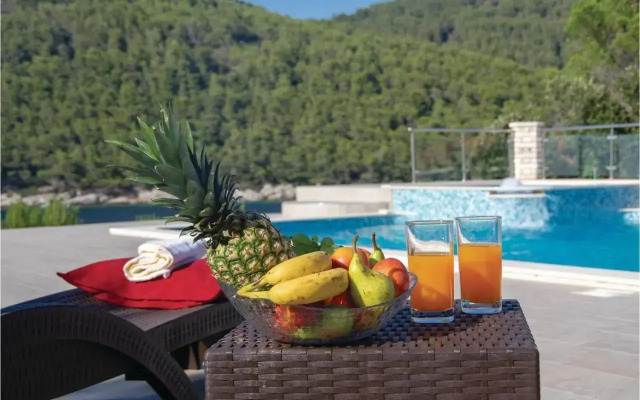 Holiday home Poplat 19