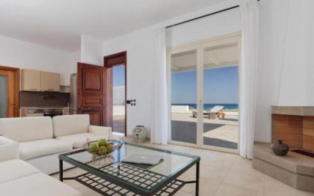 Holiday Home 5 Bedrooms 5 Bathrooms - Afantou