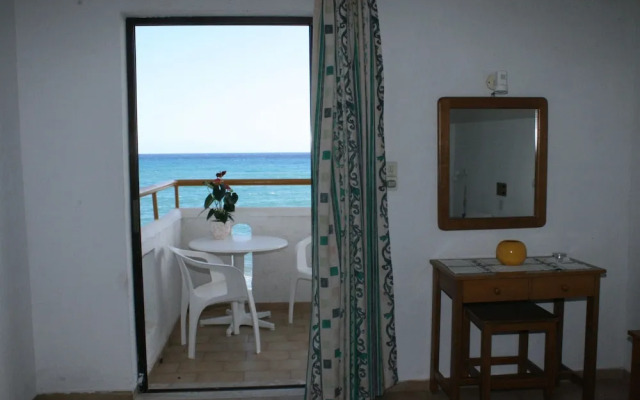 Blue Bay Apartments