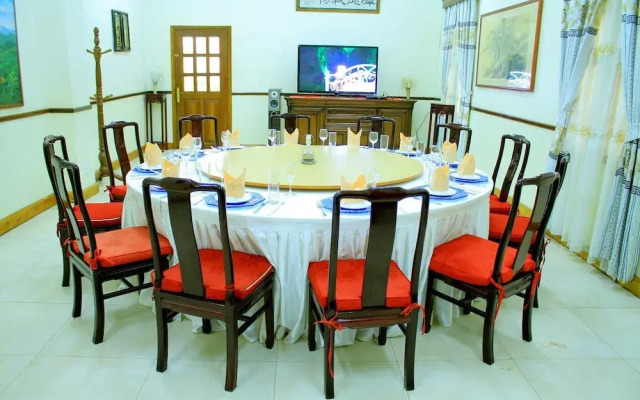 Shangri-la Hotel Muyenga