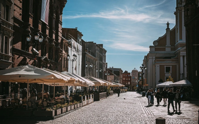 Estrella 4 Ekskluzywny Pobyt Blisko Restauracji i Kawiarni