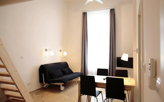 Maverick Apartments