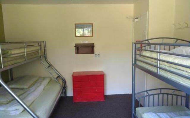Dempseys Hostel