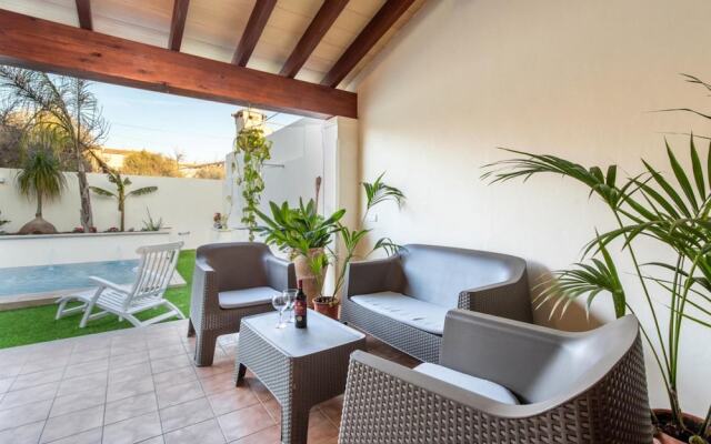 House - 3 Bedrooms with Pool and WiFi - 107616