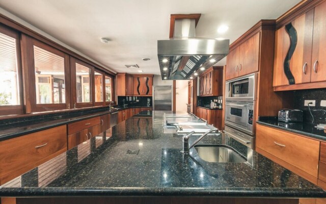 Luxurious Maison Larimar at Casa de Campo