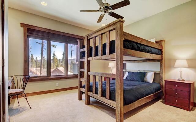 Highlands Hideaway - Private Home by RedAwning