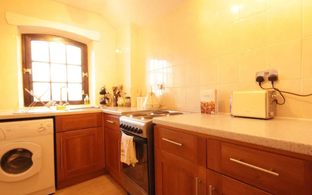 Marina Humber View Apartment