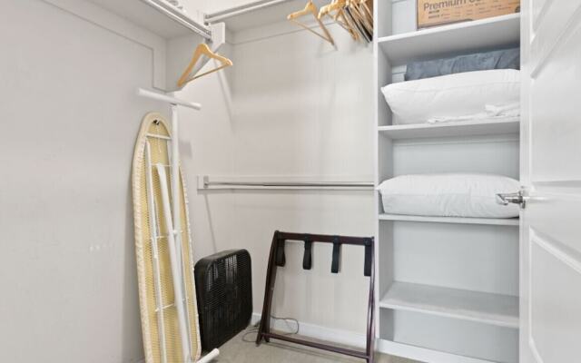 TWO Modern CozySuites with Pool 15 & 19