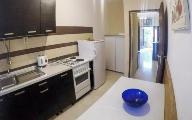 Apartments Milostić