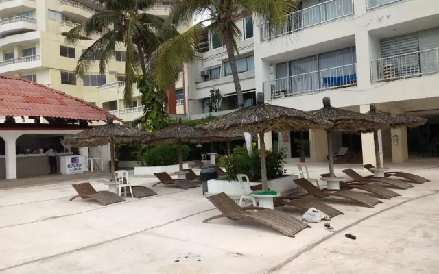 Select Suite Acapulco Twin Towers