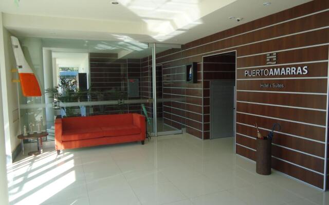 Hotel Puerto Amarras