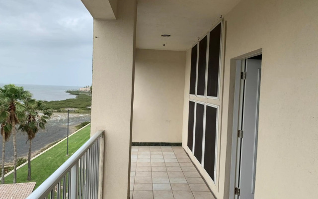 Blue Bay Inn and Suites