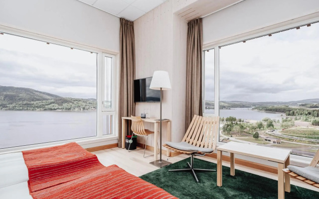 Wood Hotel by Frich's