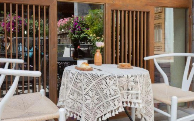 Lin Ju Garden Inn