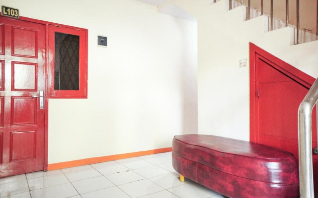 RedDoorz near Palembang Square Mall 2